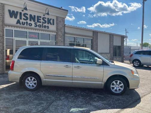 2012 Chrysler Town & Country Touring