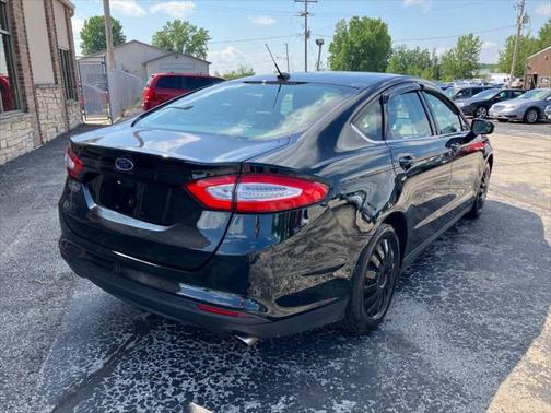 2014 Ford Fusion SE