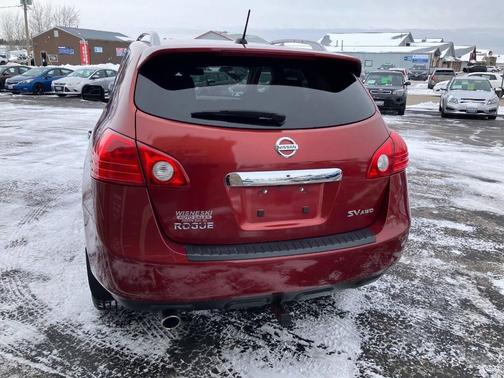 2011 Nissan Rogue SV