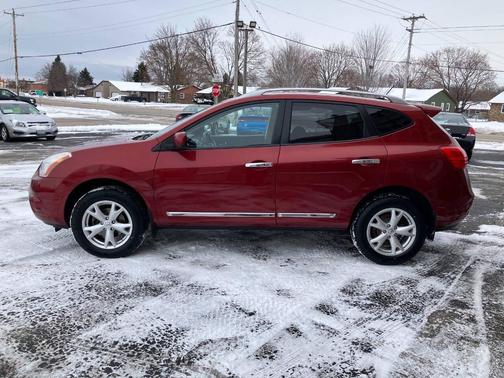 2011 Nissan Rogue SV