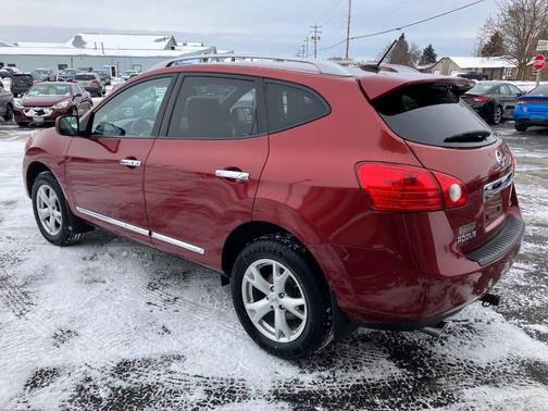 2011 Nissan Rogue SV
