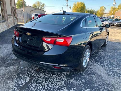 2017 Chevrolet Malibu 1LT