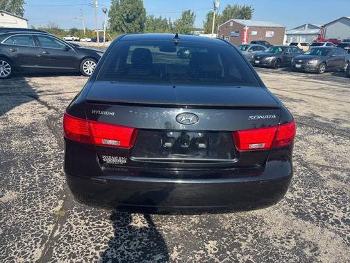 2010 Hyundai SONATA Limited