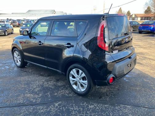 2015 Kia Soul +