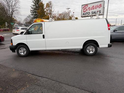 2017 Chevrolet Express 2500 Work Van