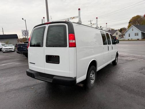 2017 Chevrolet Express 2500 Work Van