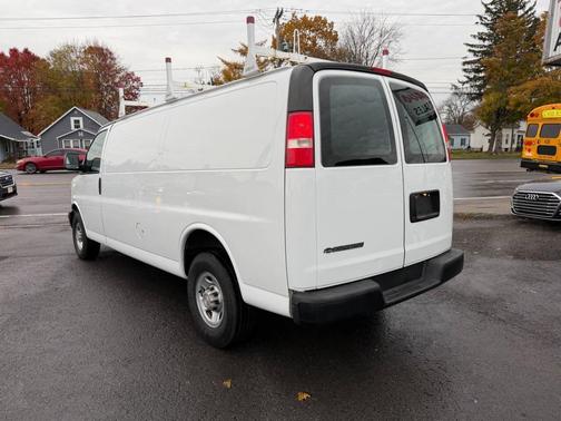 2017 Chevrolet Express 2500 Work Van