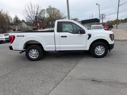 Oxford White 2023 Ford F-150 XL