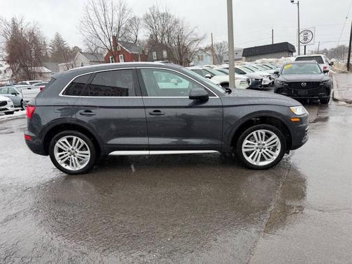 2018 Audi Q5 2.0T Premium Plus