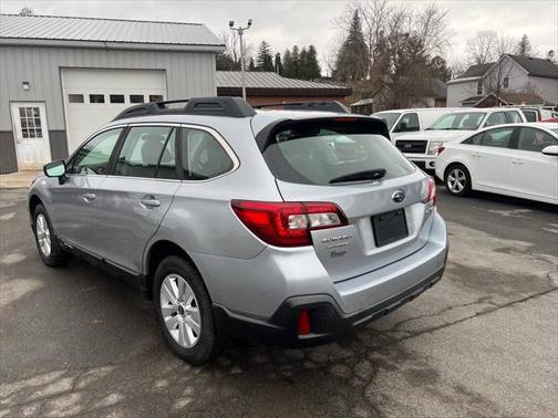 2018 Subaru Outback 2.5i
