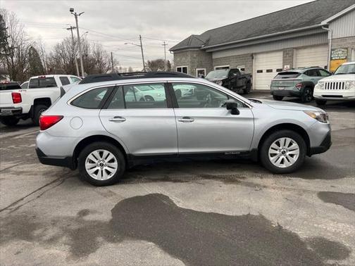 2018 Subaru Outback 2.5i