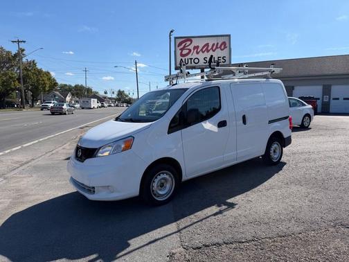 2021 Nissan NV200 S