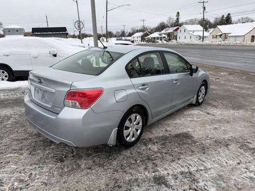 2013 Subaru Impreza 2.0i