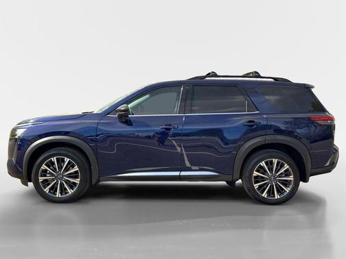 Deep Ocean Blue 2026 Nissan Pathfinder Platinum
