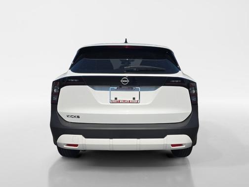 Fresh Powder 2027 Nissan Kicks S