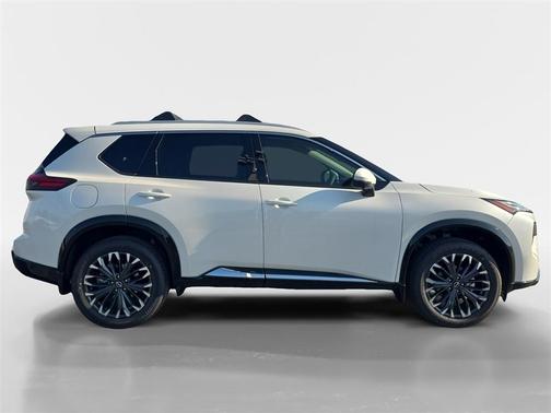 Everest 2026 Nissan Rogue Platinum