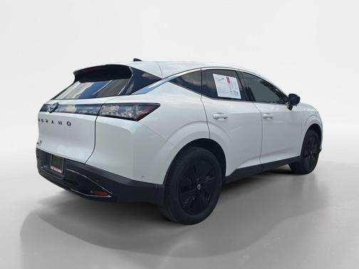 Everest White P 2025 Nissan Murano SV