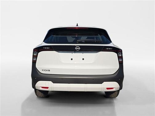 Fresh Powder 2026 Nissan Kicks S