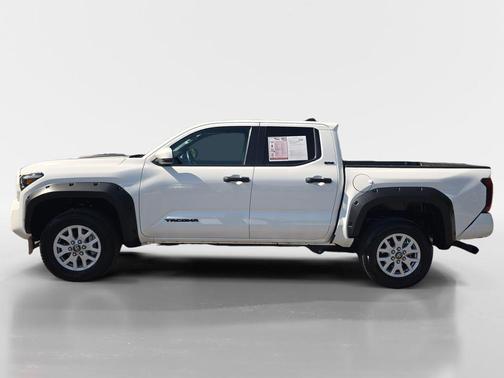 Ice 2024 Toyota Tacoma SR5