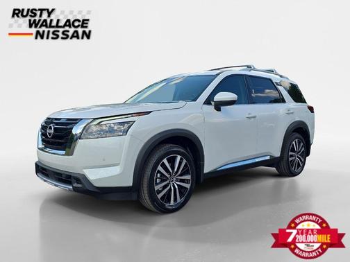 2025 Nissan Pathfinder Platinum