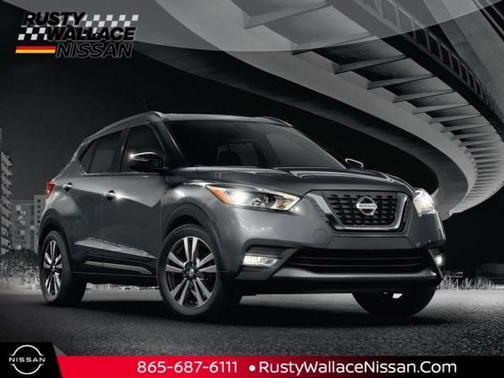 2022 Nissan Kicks SR