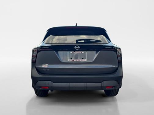 Gun Metallic 2027 Nissan Kicks S
