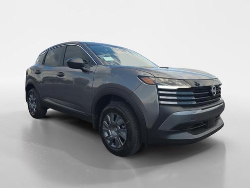Gun Metallic 2027 Nissan Kicks S