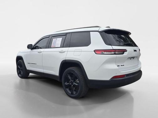 2021 Jeep Grand Cherokee L Laredo