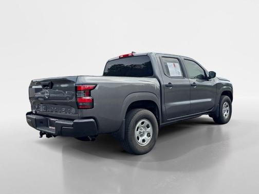2023 Nissan Frontier S