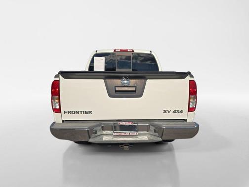 Glacier White 2016 Nissan Frontier SV