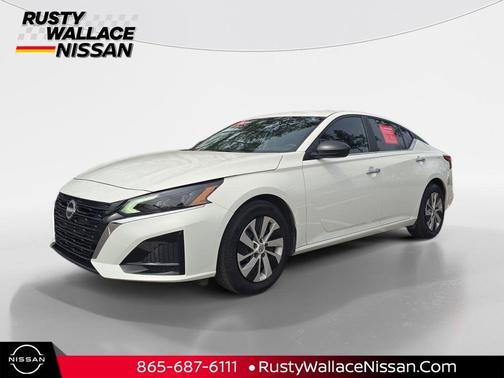 Glacier White 2025 Nissan Altima S