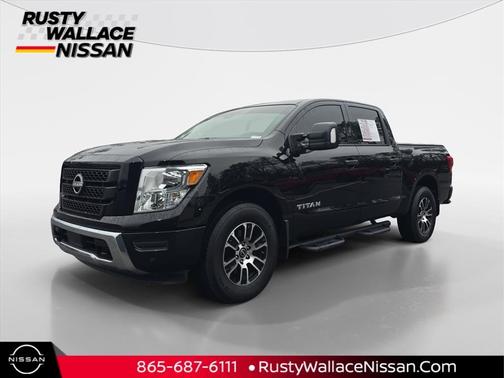 2024 Nissan Titan SV