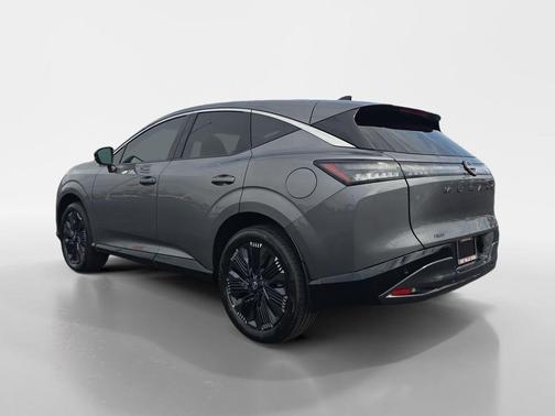 Gun Metallic 2026 Nissan Murano Platinum