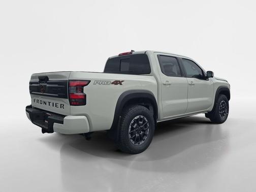 Glacier White 2026 Nissan Frontier PRO-4X