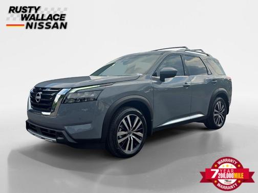 2025 Nissan Pathfinder Platinum
