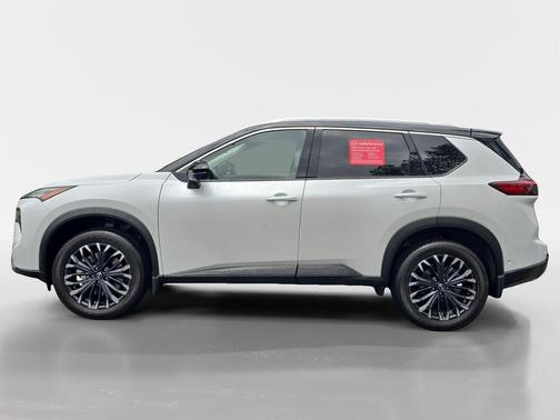Pearl 2025 Nissan Rogue SL