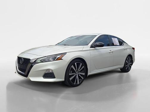 2020 Nissan Altima 2.5 SR