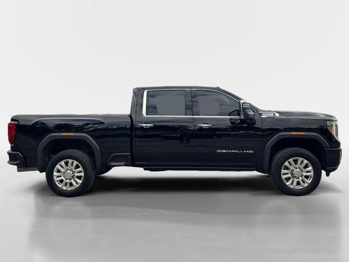 Onyx Black 2022 GMC Sierra 2500 Denali