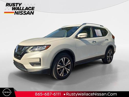 White 2020 Nissan Rogue SV