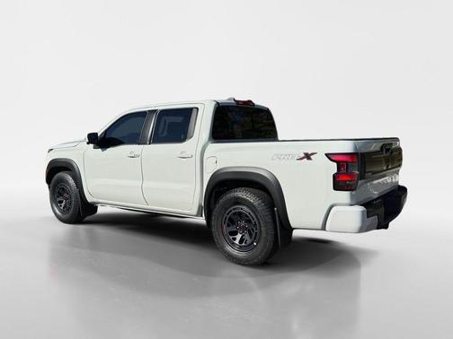 2025 Nissan Frontier PRO-X