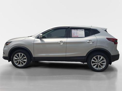 Brilliant Silver Metallic 2021 Nissan Rogue Sport S