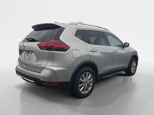 Brilliant Silver Metallic 2019 Nissan Rogue S
