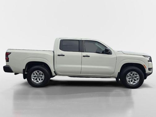 2025 Nissan Frontier S