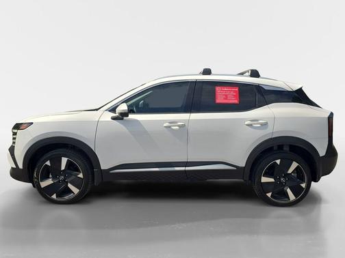 Aspen White Tri 2025 Nissan Kicks SR