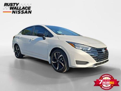 2025 Nissan Versa 1.6 SR