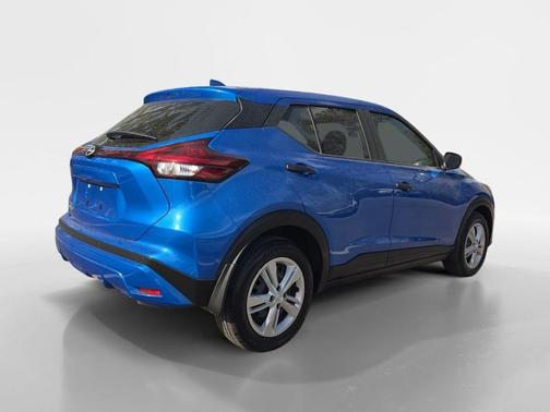 Electric Blue Metallic 2025 Nissan Kicks Play S