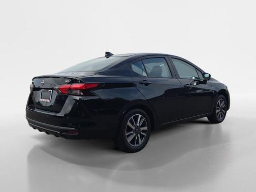 2023 Nissan Versa 1.6 SV