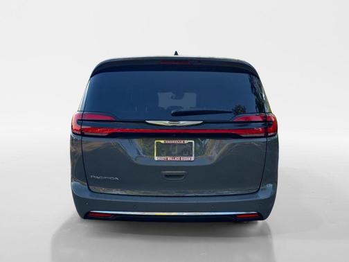 Ceramic Gray Clearcoat 2025 Chrysler Pacifica Select