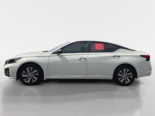 2024 Nissan Altima 2.5 S