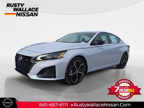 2025 Nissan Altima SR